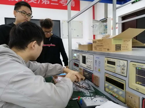 電子與物聯網學院信息工程系組織學生積極參與TI杯電子設計競賽，合力打造創新實踐平臺